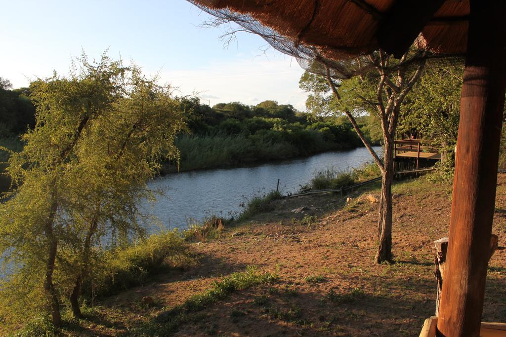 Klaserie River Safari Lodge Hoedspruit Exteriör bild